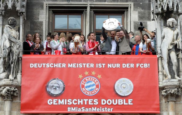 Bayern Múnich celebra título de Bundesliga
